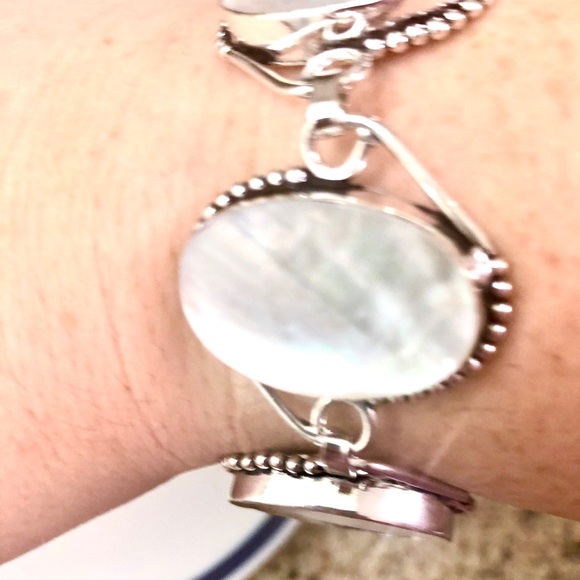S.S. Mother of Pearl Bracelet Toggle Closu… - Picture 8 of 9